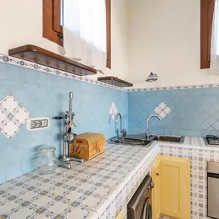 Cozy In Forio Na With House Sea View Forio di Ischia