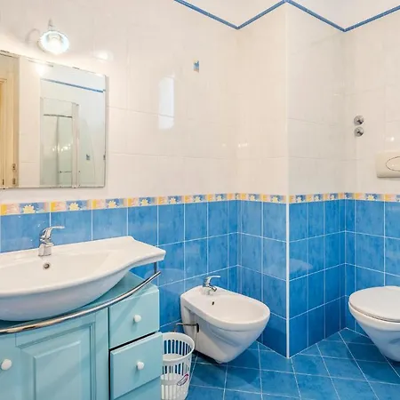 Tatil Evi Cozy In Forio Na With House Sea View